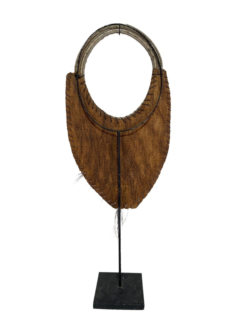 Parure Ethnique sur Socle (80)