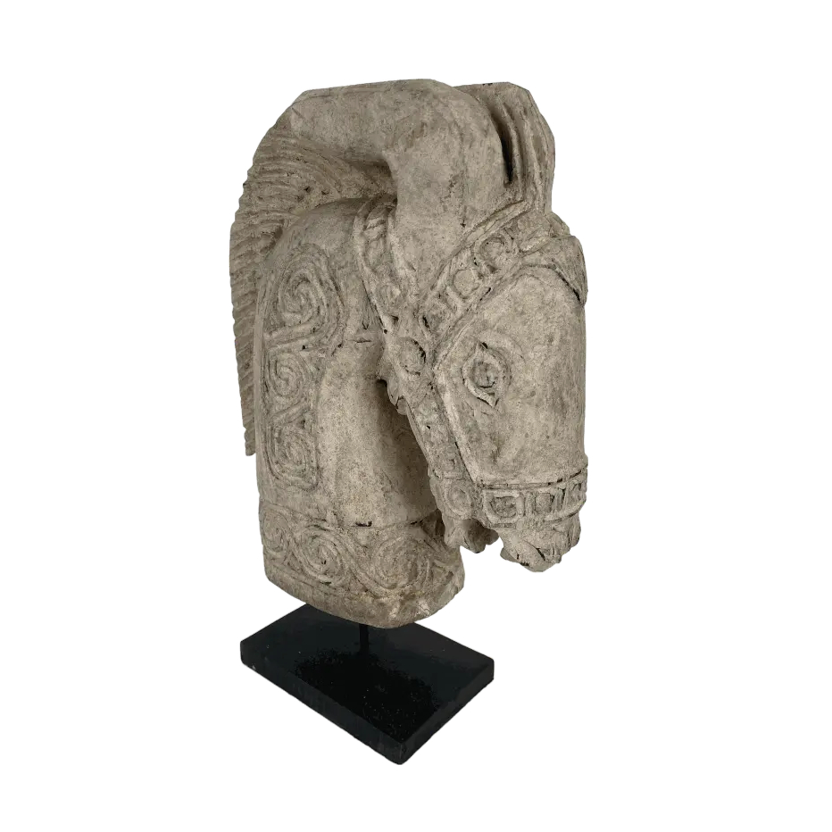 Tête de Cheval Sculptée sur Socle (39)