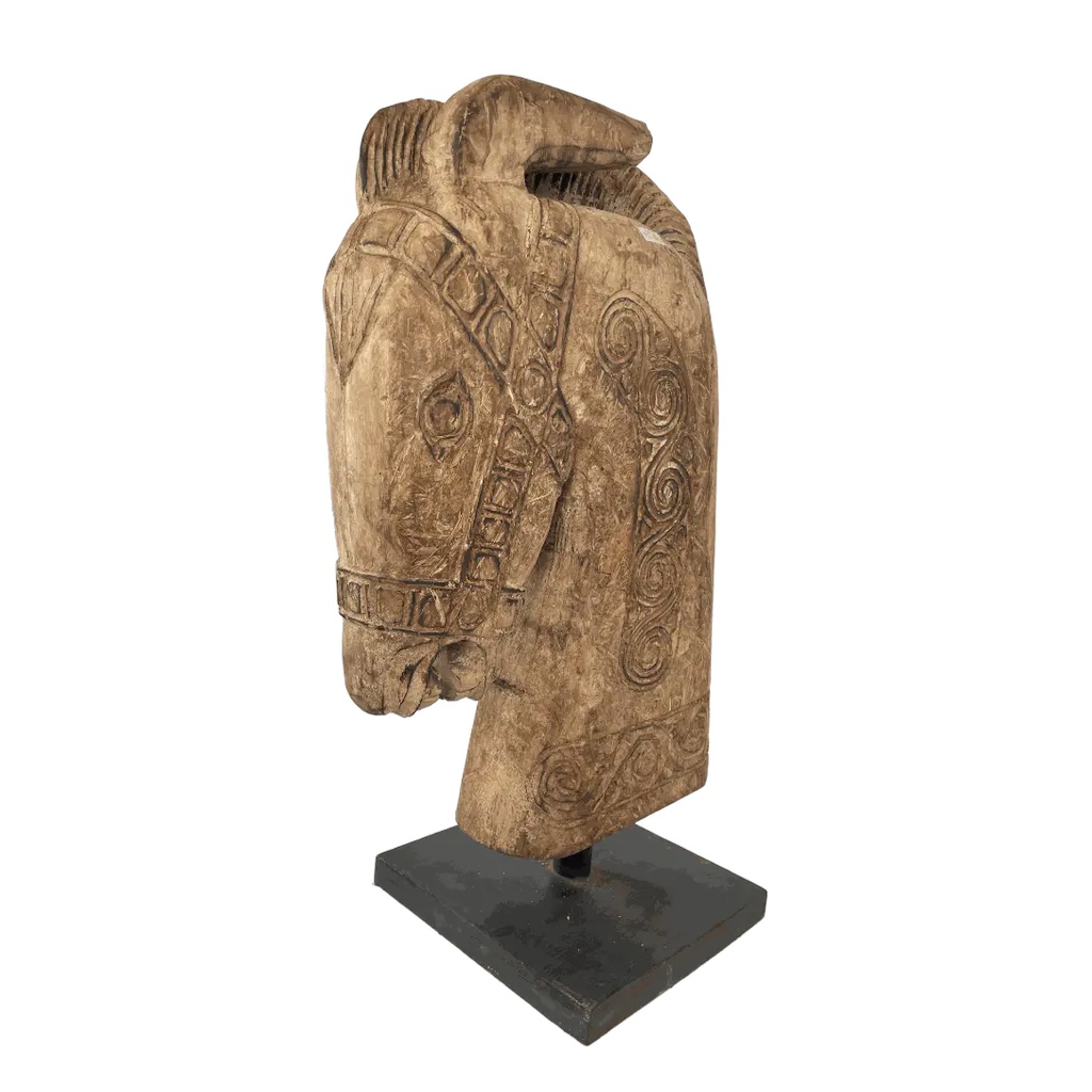 Tête de Cheval Sculptée sur Socle (72)
