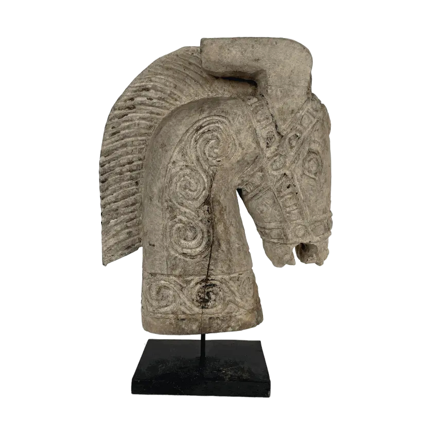 Horse Head Carved on Stand (39)