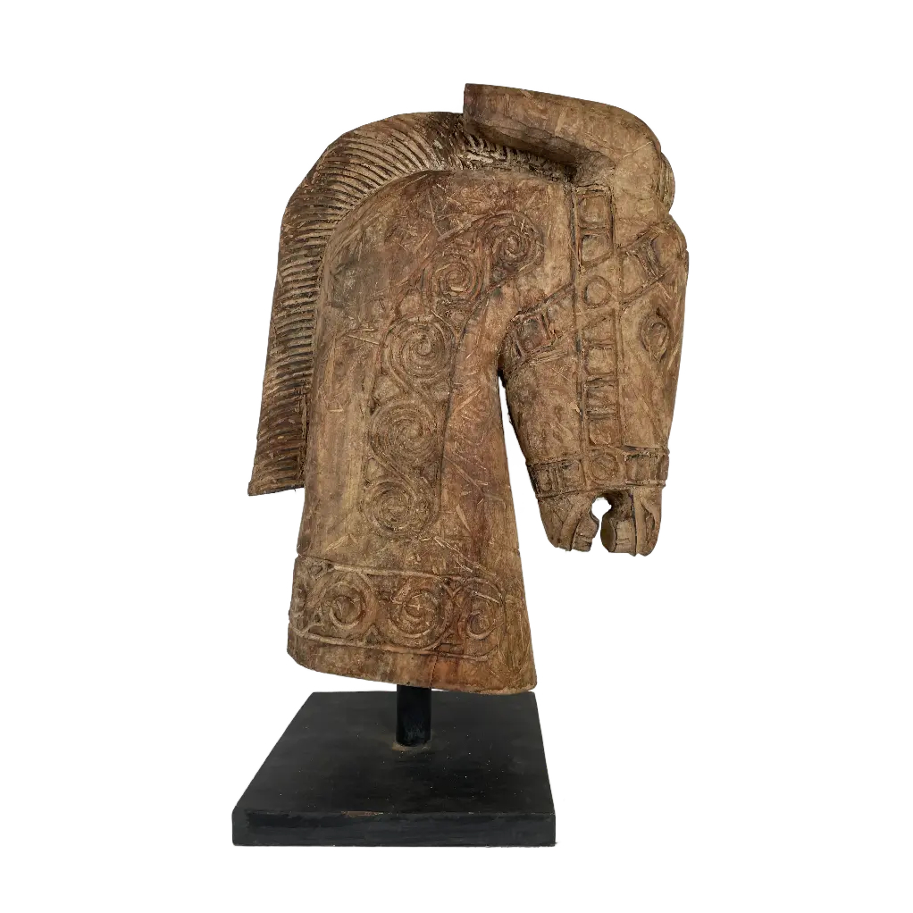 Tête de Cheval Sculptée sur Socle (72)