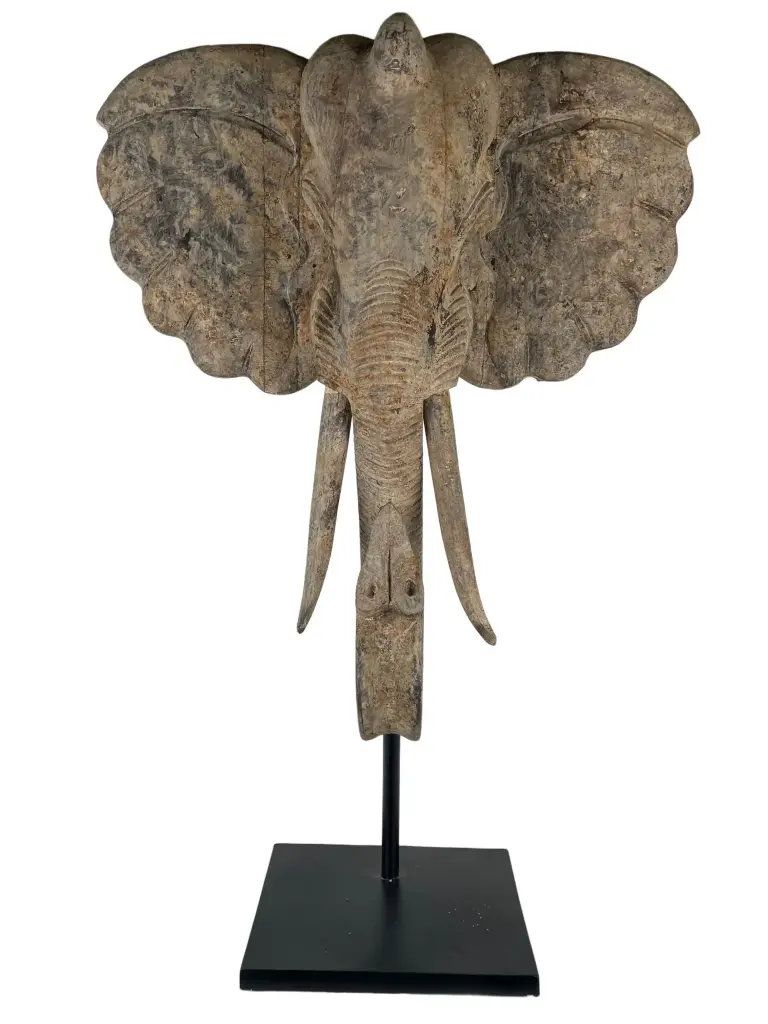 Tête d'Éléphant sur Socle (135)